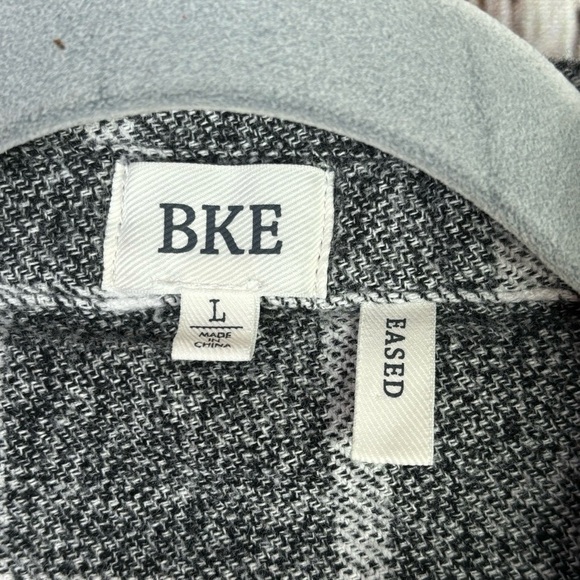 BKE from The Buckle Brushed Flannel Shirt Button Down Black White Eased Fit LRG - Picture 4 of 15